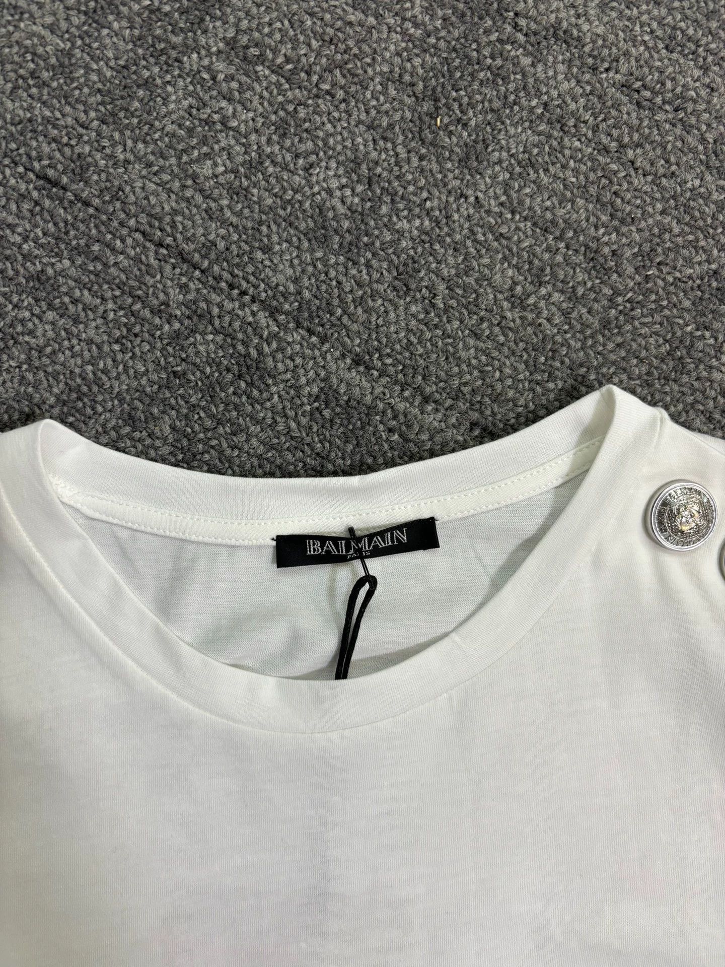Balmain Balmain White silver short sleeve Size US S / EU 44-46 / 1 - 2 Thumbnail