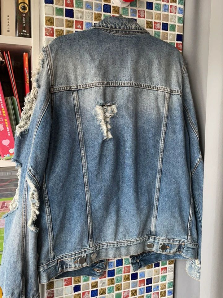 Balmain Balmain Destroy a denim jacket Size US M / EU 48-50 / 2 - 3 Thumbnail