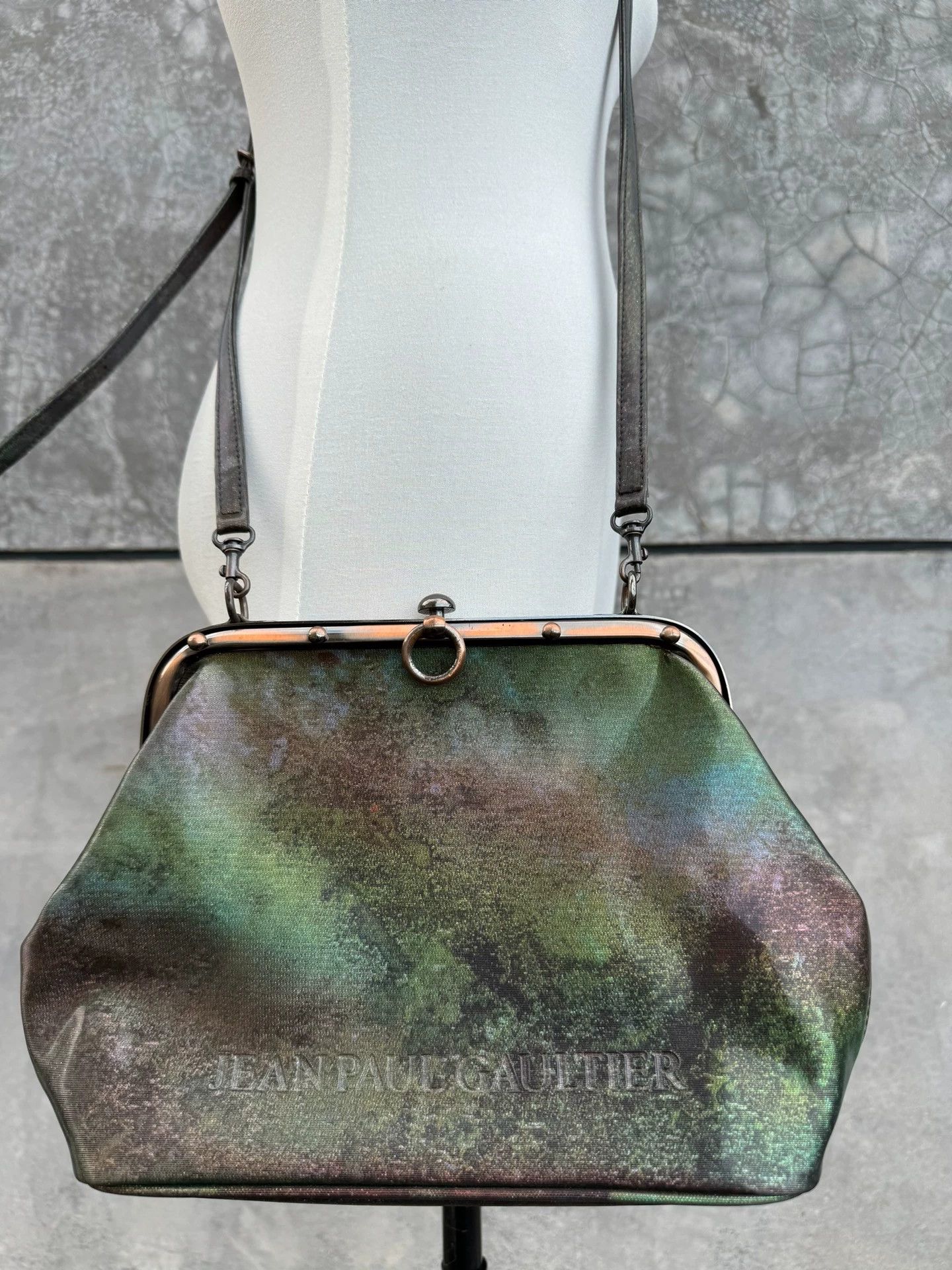 Jean Paul Gaultier Jean Paul Gaultier Jade bug mouth gold medium handbag Size ONE SIZE - 3 Thumbnail