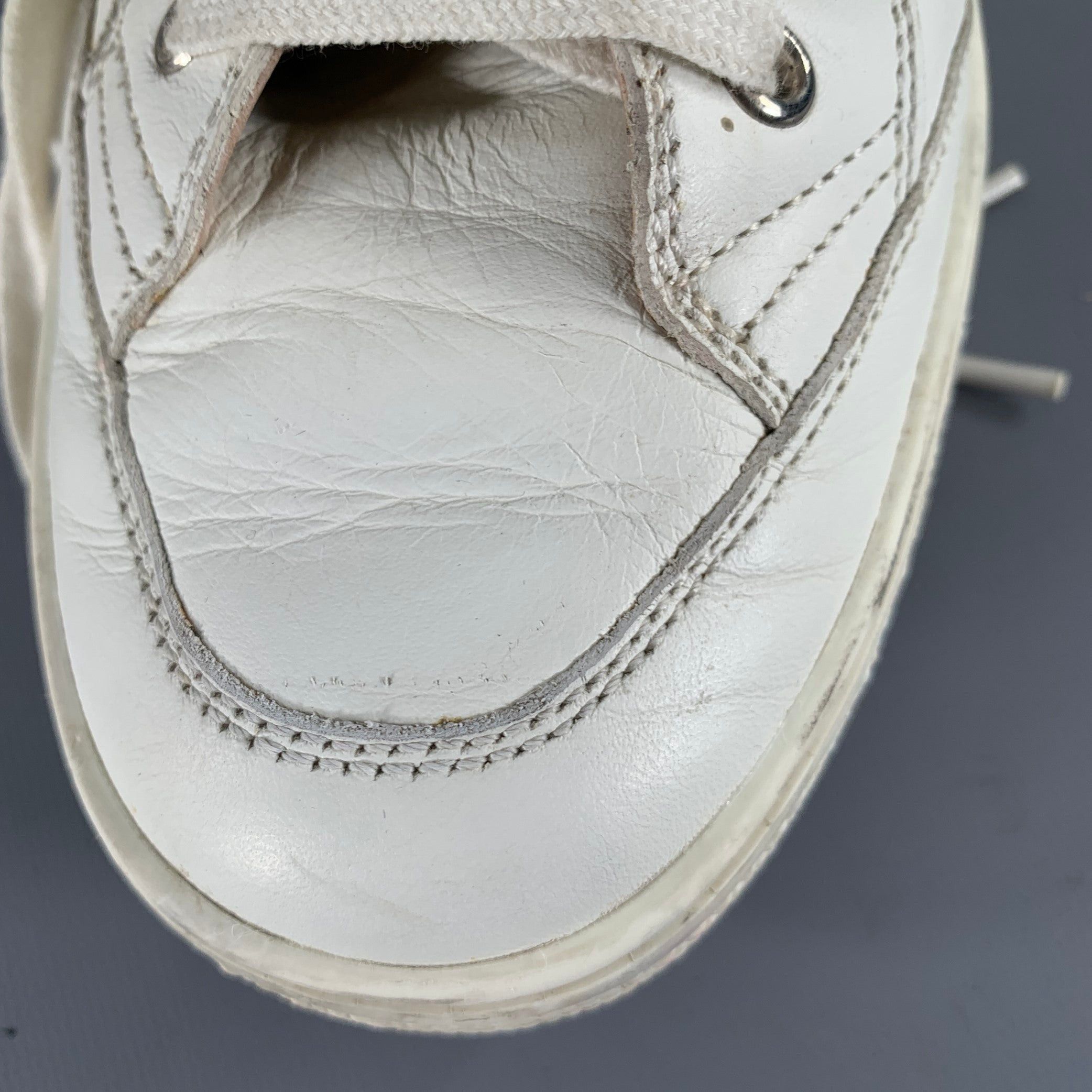 Bally Oldani White Red Ribbon Trim Leather High Top Sneakers Size US 8.5 / EU 41-42 - 10 Thumbnail
