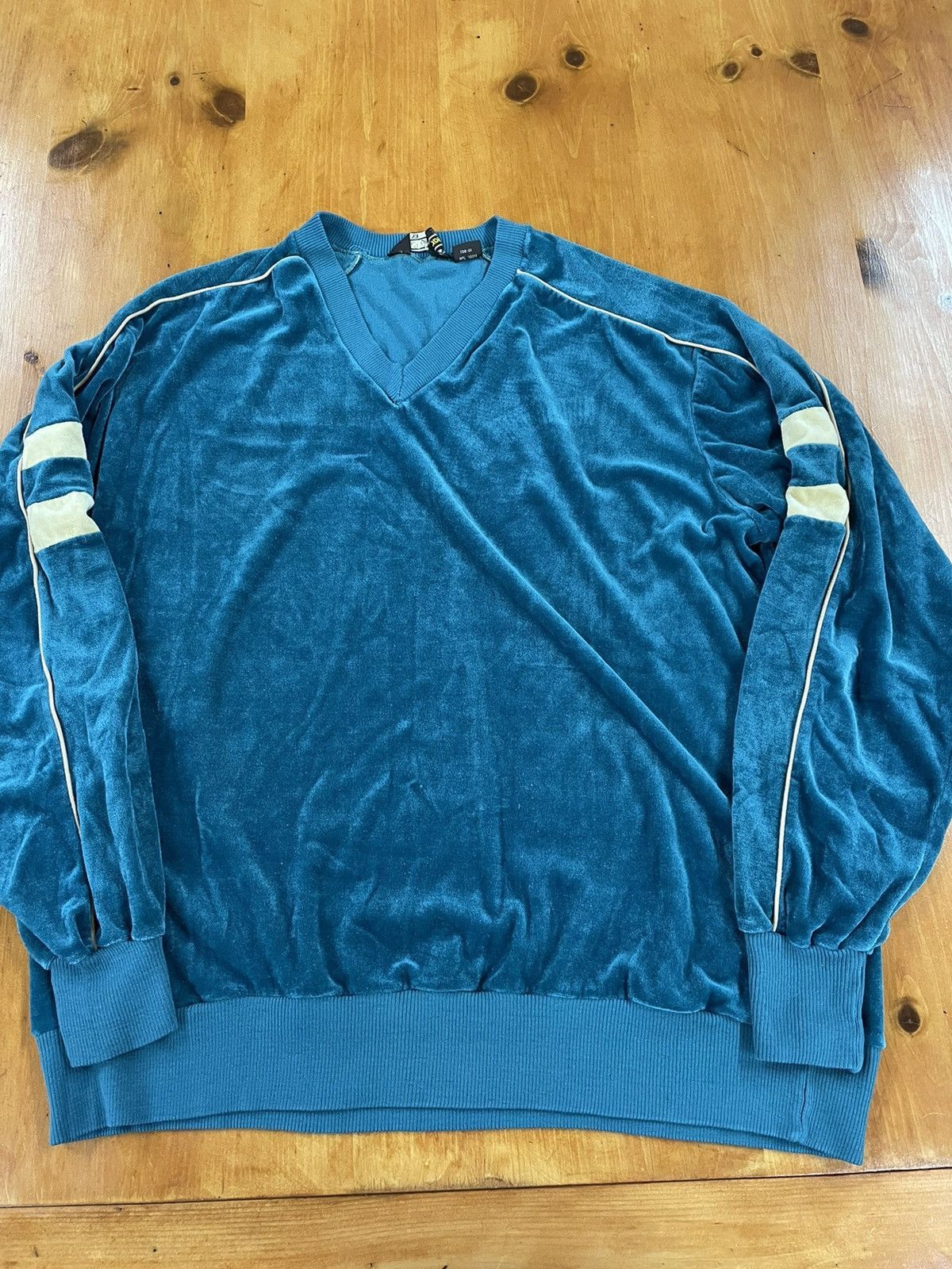 Vintage Vintage Crewneck 1980s Velour Teal Vintage Sweatshirt Size US XL / EU 56 / 4 - 1 Thumbnail