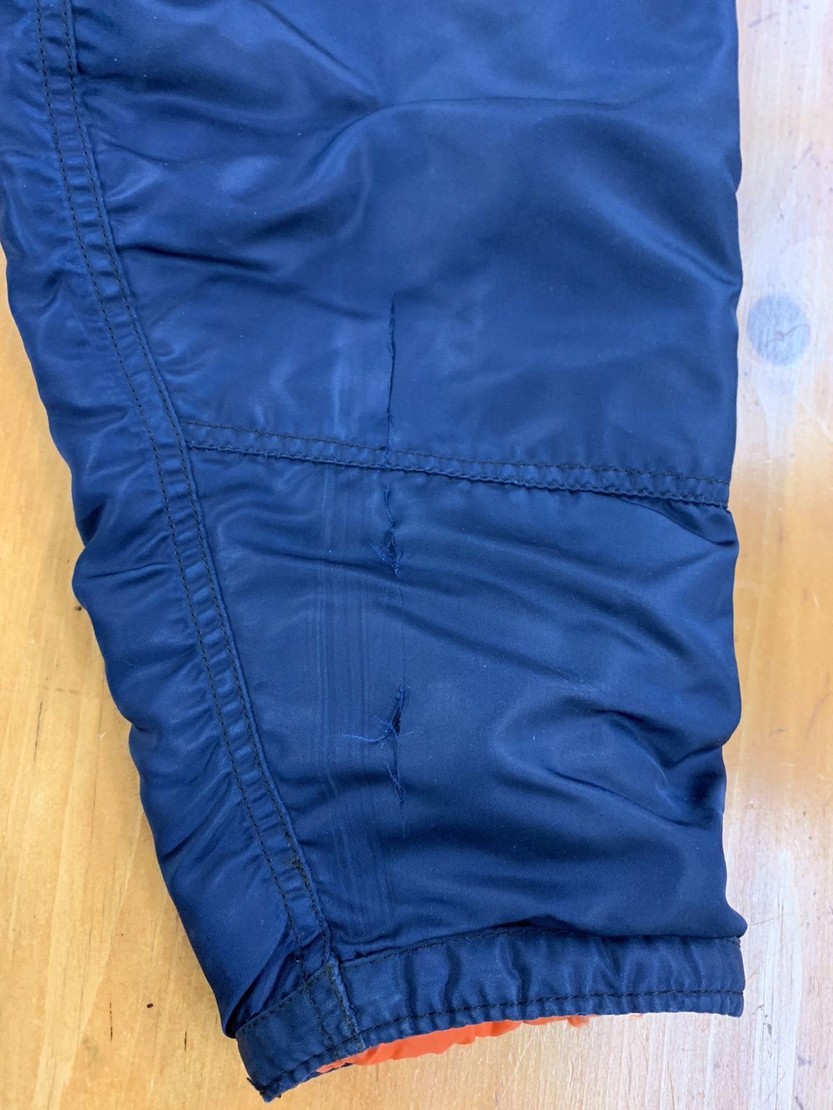 Vintage Vintage Military Navy N-3B Flight Jacket Size US M / EU 48-50 / 2 - 10 Thumbnail