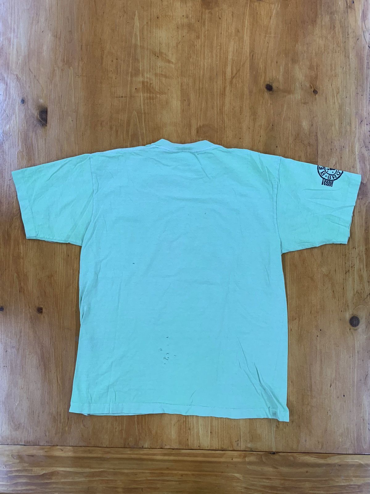 Vintage Vintage 1990s Yellowstone Neon Mint T-Shirt Size US XL / EU 56 / 4 - 5 Thumbnail
