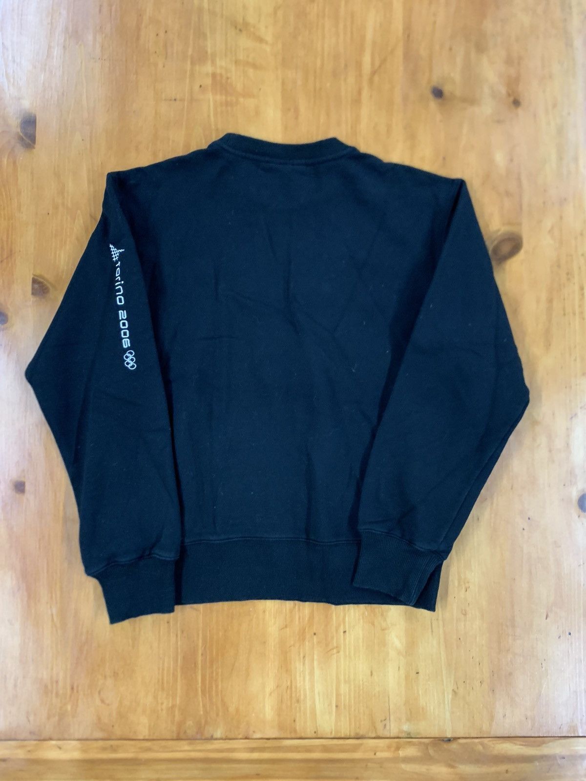 Vintage ASICS Torino 2006 Olympics Winter Sports Crewneck Size US L / EU 52-54 / 3 - 5 Thumbnail