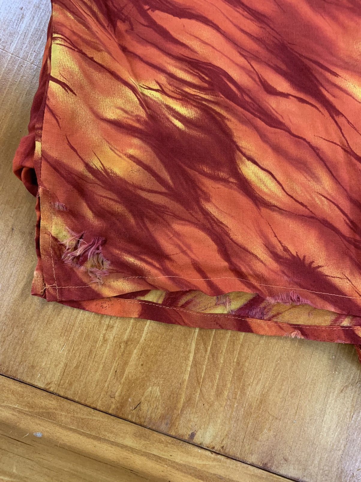 Vintage Vintage 1990s Flames Guy Fieri Shirt Size US XL / EU 56 / 4 - 5 Thumbnail