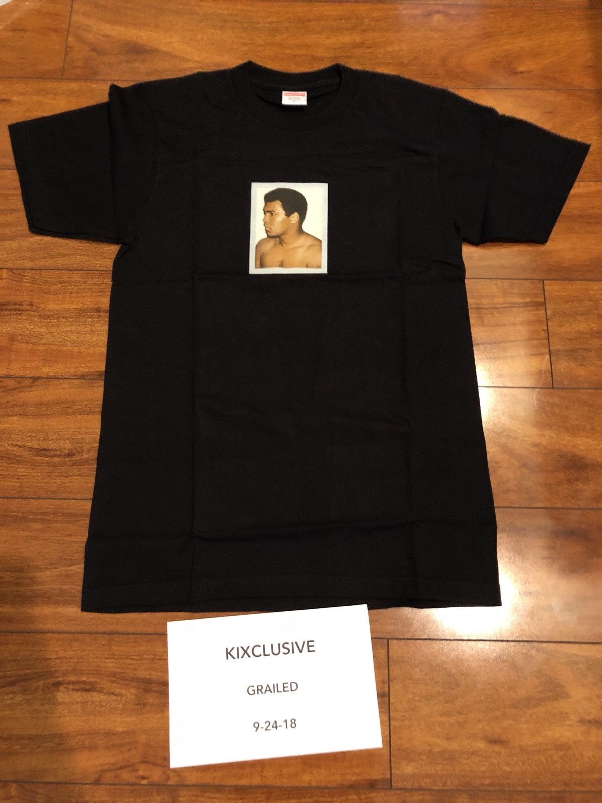 Supreme Ali Tee Shirt Black Size US S / EU 44-46 / 1 - 1 Thumbnail
