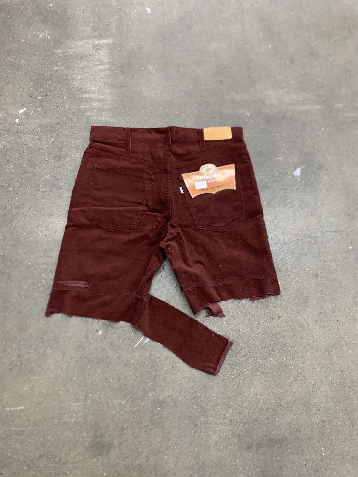 Jean × Levi's × Vintage Levi’s Tattered Corduroy Shorts Size US 34 / EU 50 - 2 Thumbnail