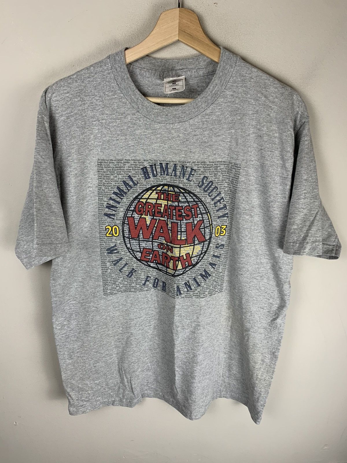 Vintage Vintage The Greatest Walk on Earth Globe Tee Size US L / EU 52-54 / 3 - 3 Thumbnail