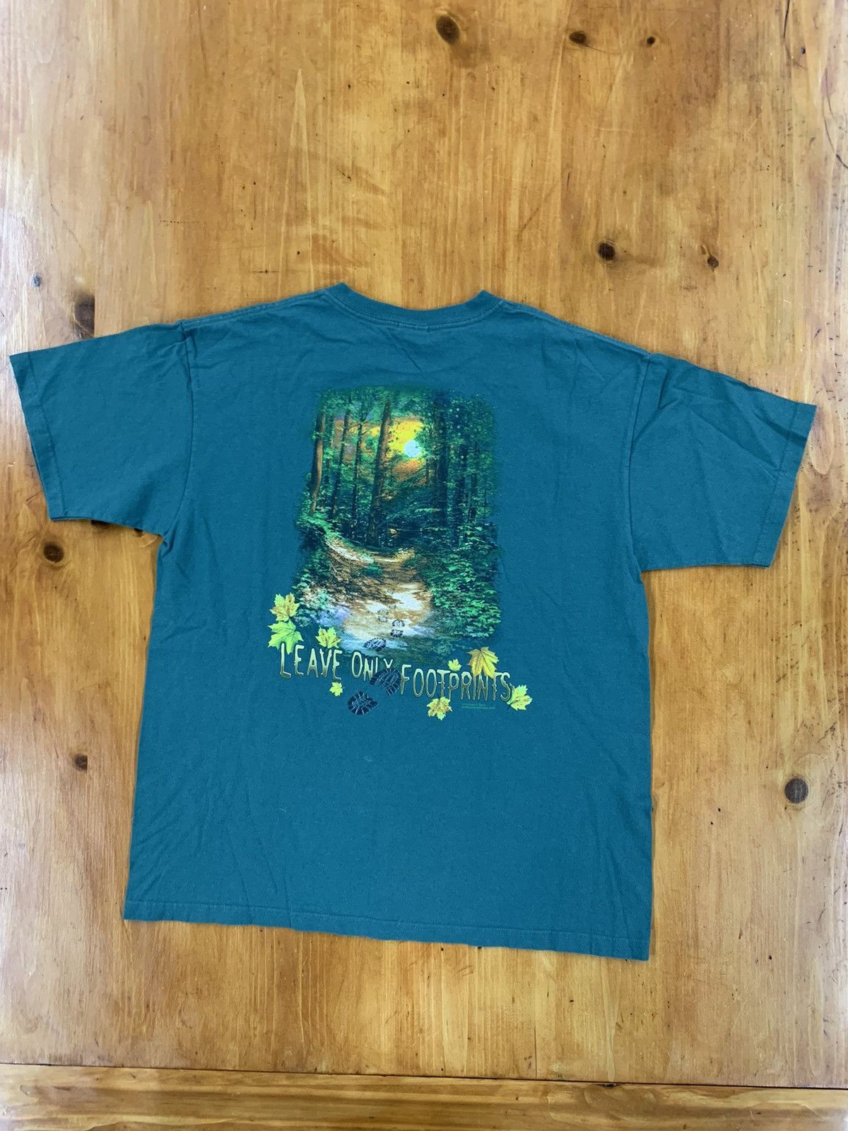 Vintage Vintage 1990s Only Leave Footprints T-Shirt Size US L / EU 52-54 / 3 - 2 Thumbnail
