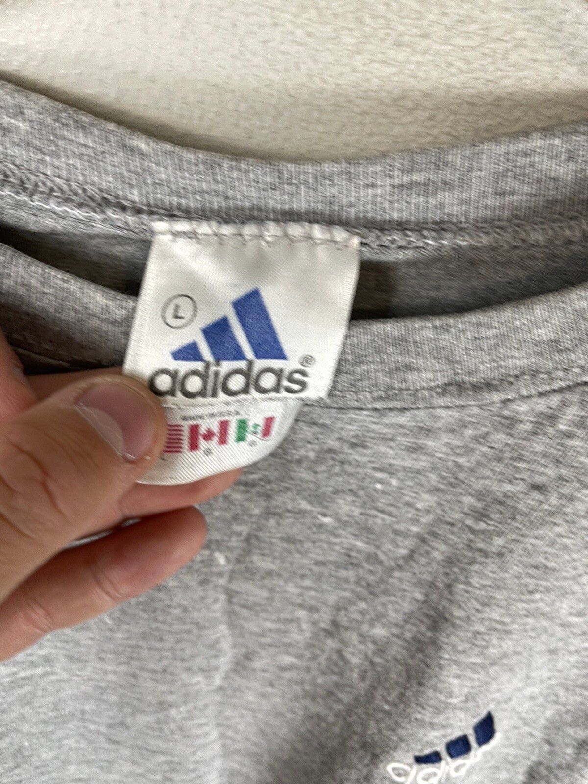 Adidas × Vintage Vintage Adidas Chest Logo Tee Size US L / EU 52-54 / 3 - 3 Thumbnail