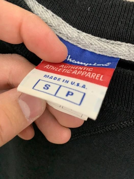 Champion × Vintage Vintage Crewneck 1990s Champion Black Vintage Sweatshirt Size US S / EU 44-46 / 1 - 4 Thumbnail
