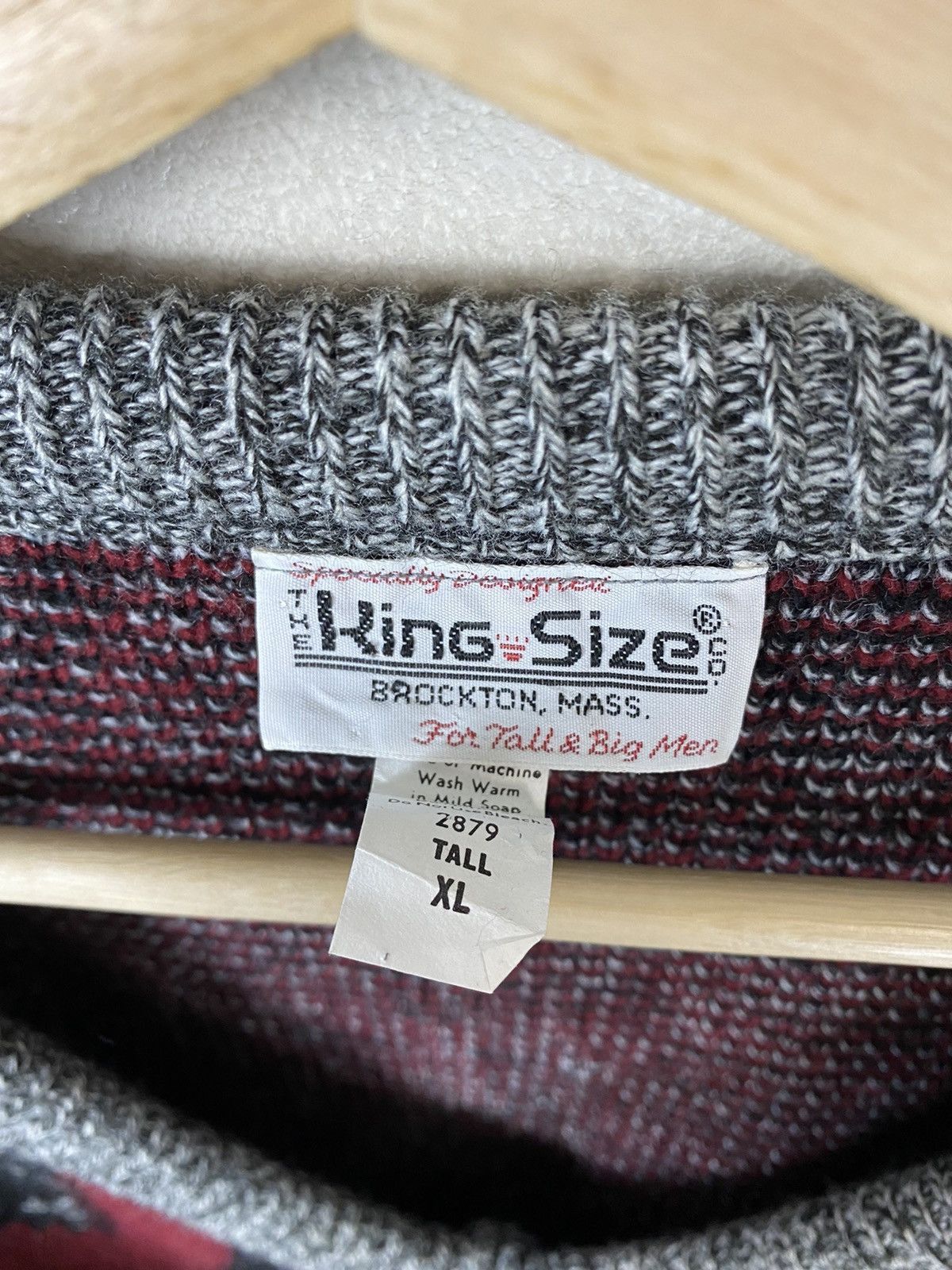 Vintage Vintage Royal Blood Temple Knit Sweater Size US XL / EU 56 / 4 - 2 Thumbnail