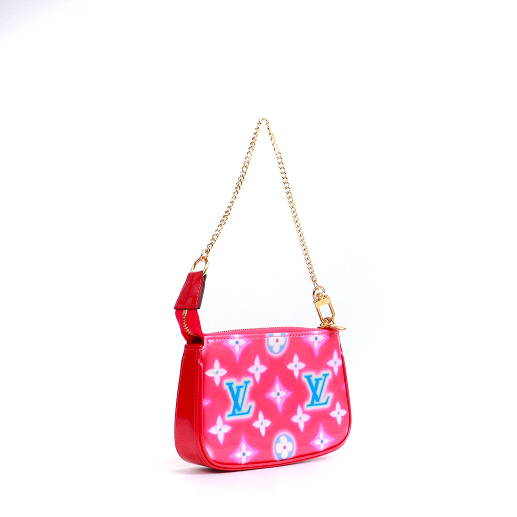 Louis Vuitton LOUIS VUITTON - Mini Louis Vuitton Limited Edition Accessory Pochette Bag in pink patent leather Size ONE SIZE - 2 Thumbnail