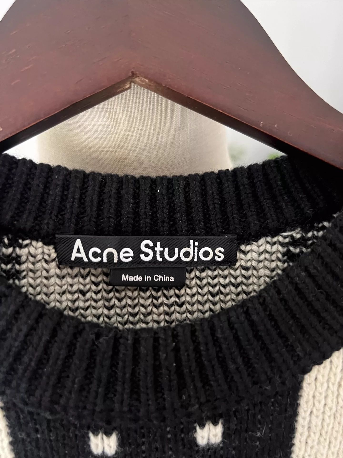 Acne Studios Acne checkered smiley face sweater -DMC Size US XXS / EU 40 - 2 Thumbnail
