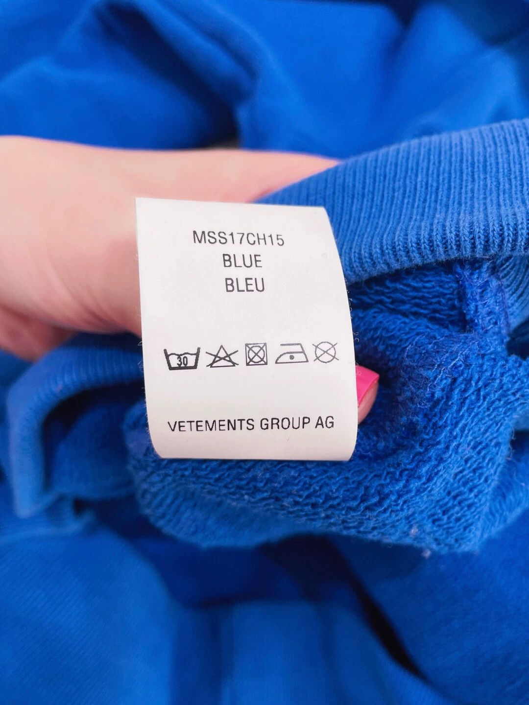 Vetements Vetements champion collaboration hoodie -DMC Size US S / EU 44-46 / 1 - 8 Thumbnail