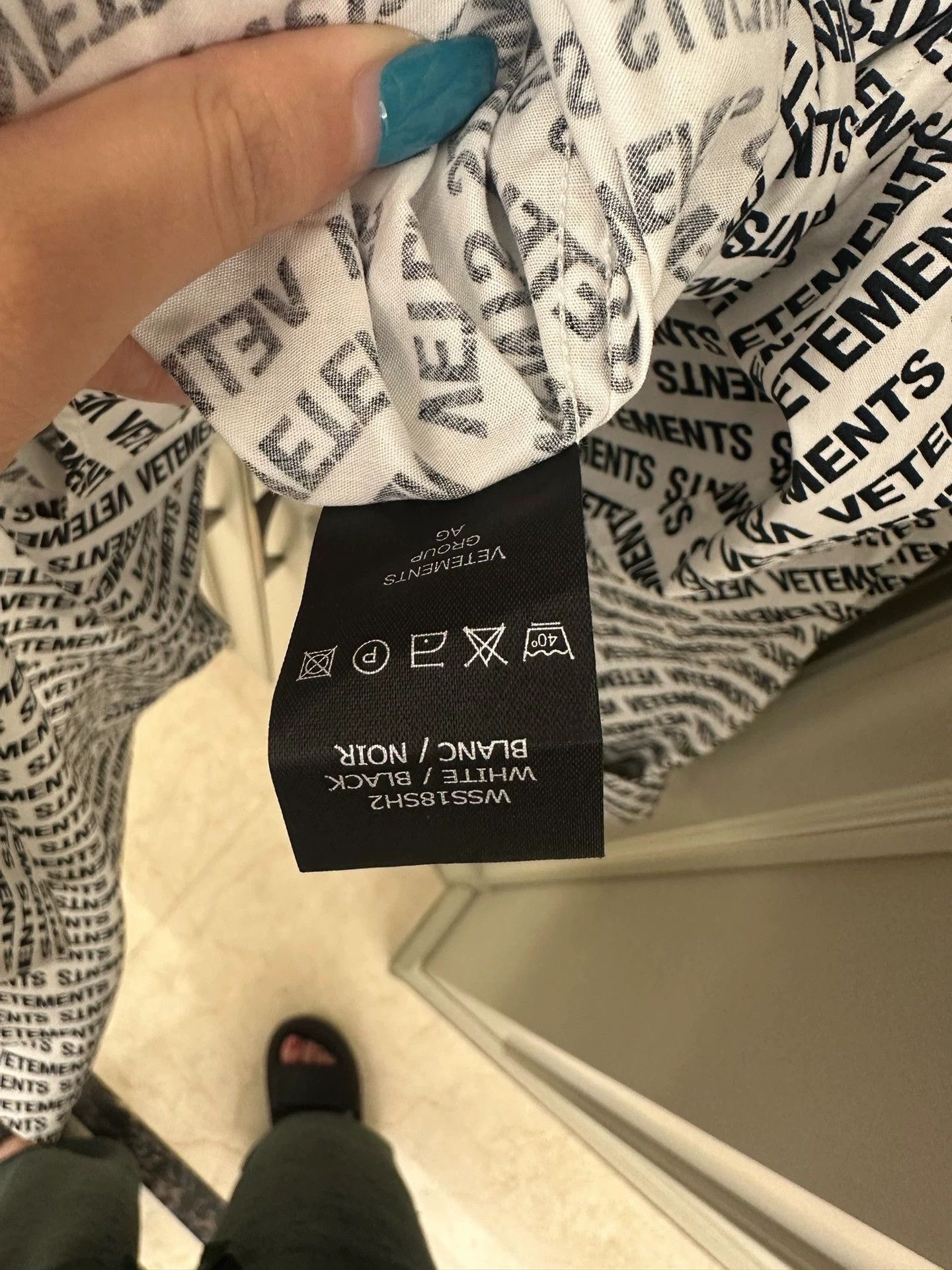 Vetements Vetements shirt -DMC Size US M / EU 48-50 / 2 - 2 Thumbnail