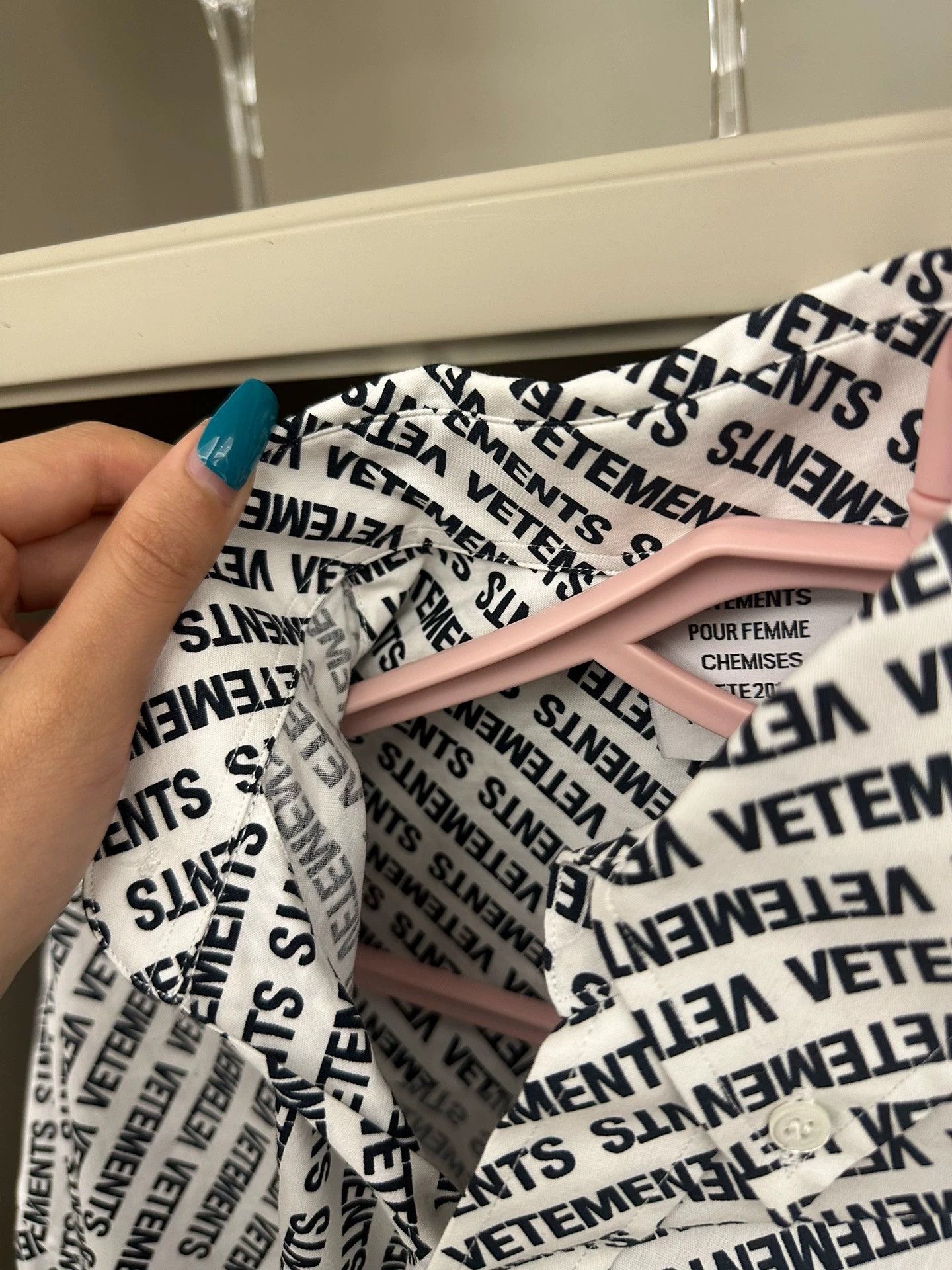 Vetements Vetements shirt -DMC Size US M / EU 48-50 / 2 - 4 Thumbnail