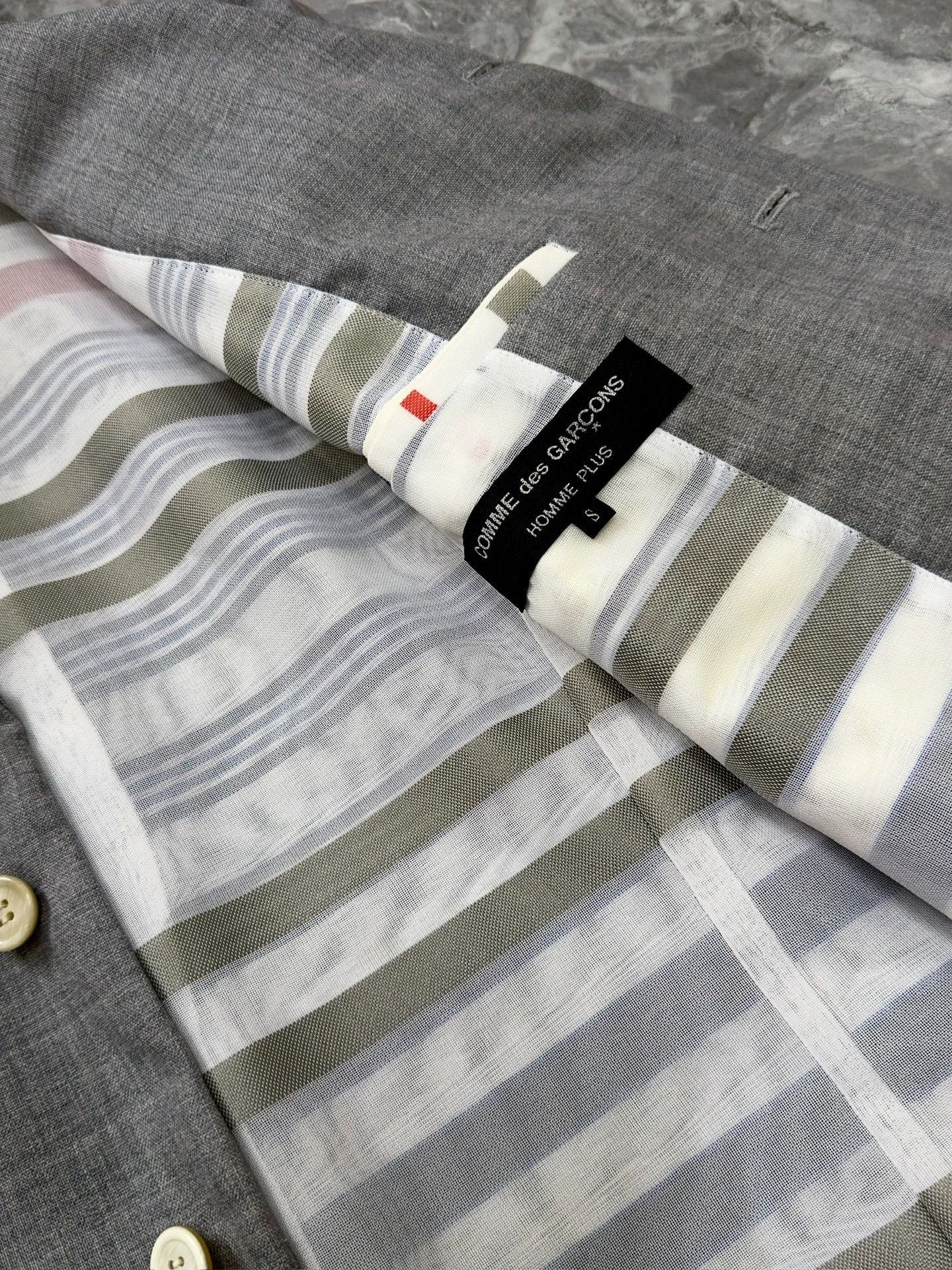 Comme des Garcons Comme Des Garcons Grey suit jacket -DMC Size US S / EU 44-46 / 1 - 4 Thumbnail