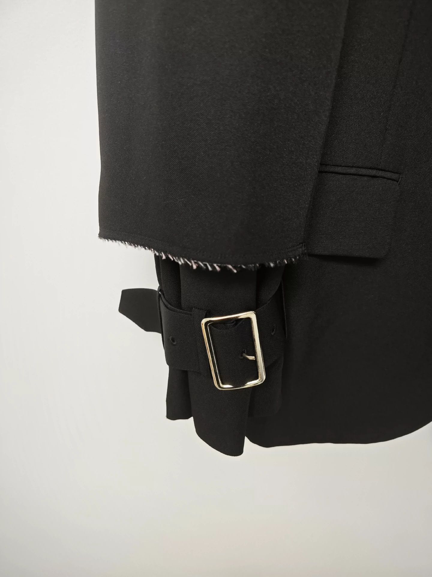 Comme des Garcons Comme Des Garcons Strap buckle suit jacket -DMC Size US S / EU 44-46 / 1 - 4 Thumbnail