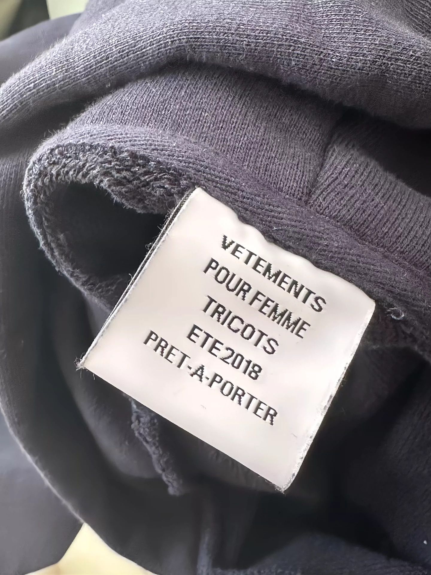 Vetements Vetements navy blue ribbon design hoodie -DMC Size US S / EU 44-46 / 1 - 7 Thumbnail