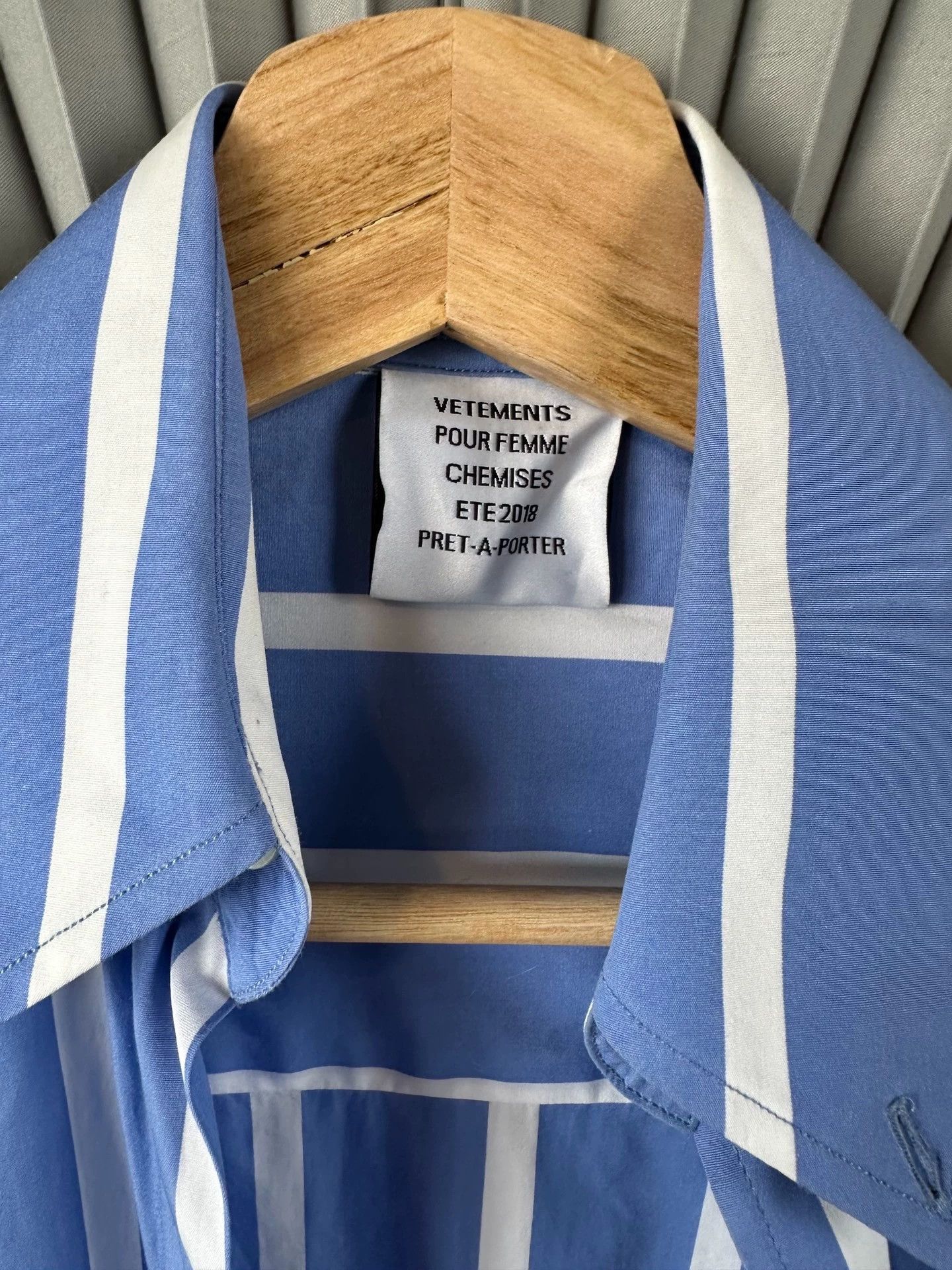 Vetements Vetements 17fw fashion show striped shirt -DMC Size US S / EU 44-46 / 1 - 2 Thumbnail