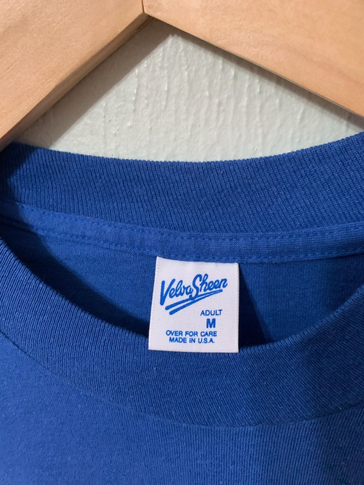 Vintage Vintage 1970s USS Cleveland T-Shirt Size US M / EU 48-50 / 2 - 2 Thumbnail