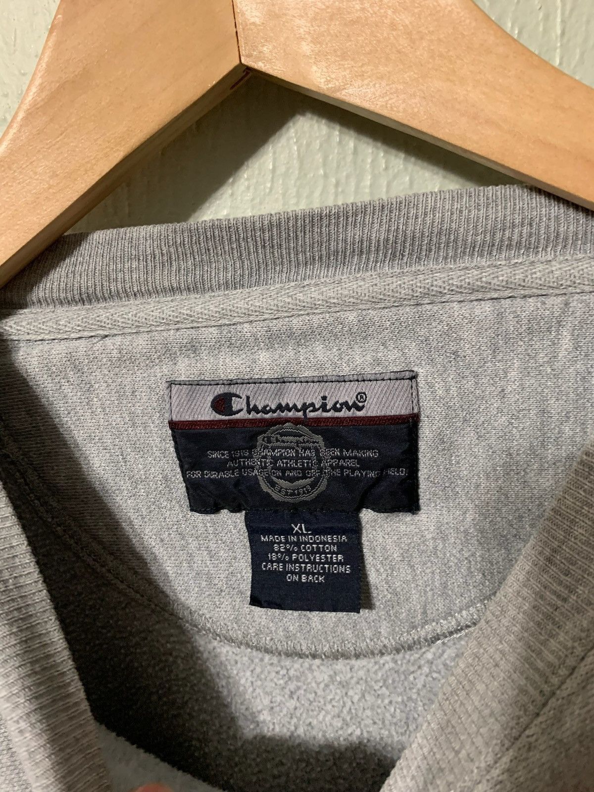 Champion × Vintage Vintage Crewneck Champion Madden’s Reverse Weave Vintage Sweatshirt Size US XL / EU 56 / 4 - 2 Thumbnail