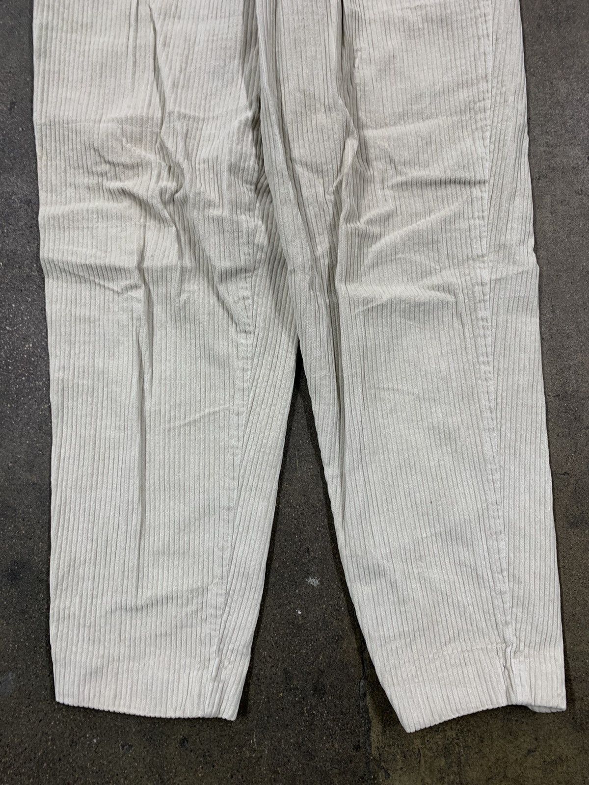 Eddie Bauer × Jean × Vintage Vintage Eddie Bauer Corduroy Missing Button Pants Size US 28 / EU 44 - 6 Thumbnail