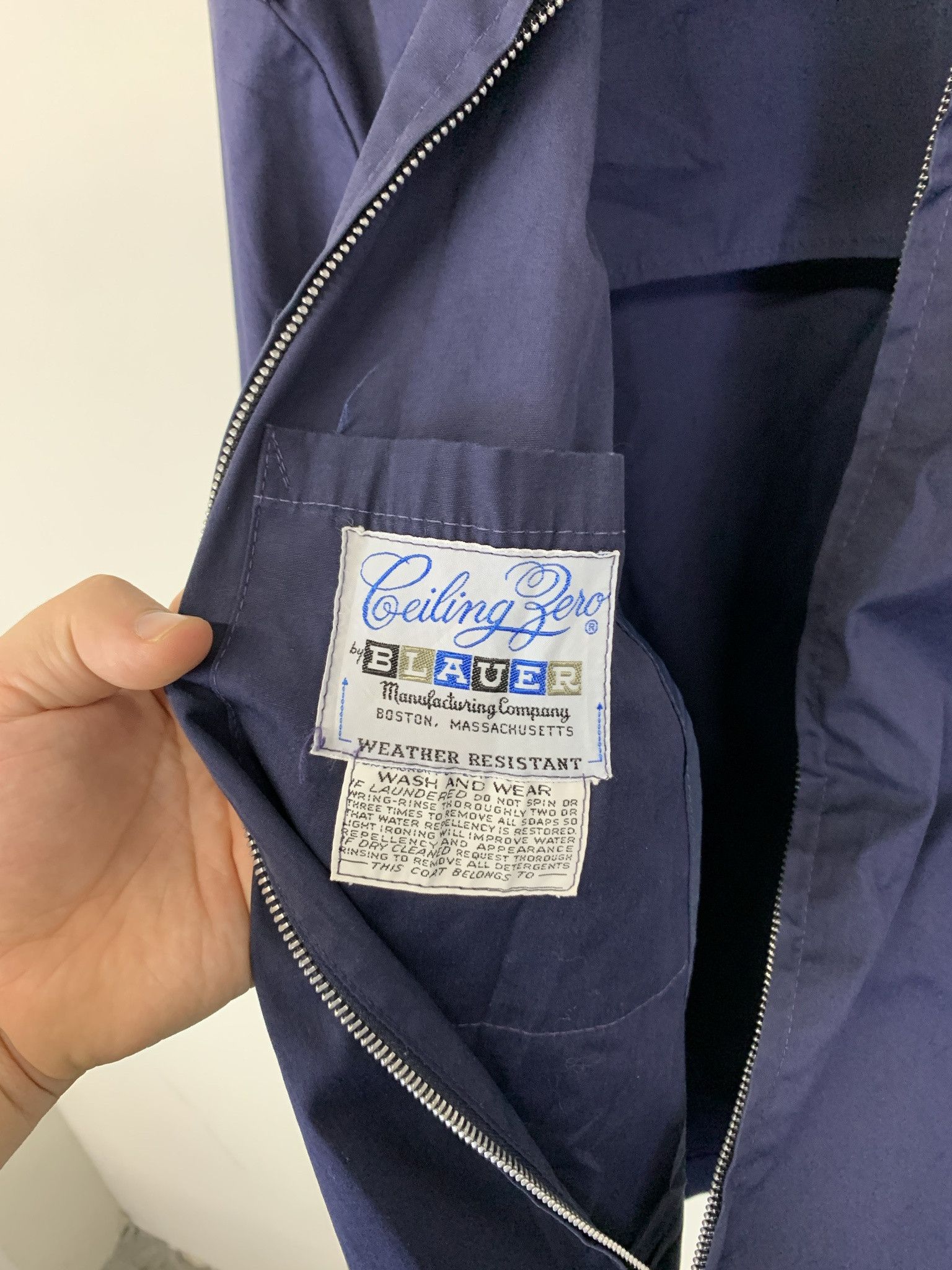 Vintage Vintage US Air Force Navy Light Shell Zip Jacket Size S (38L) Size US S / EU 44-46 / 1 - 3 Thumbnail