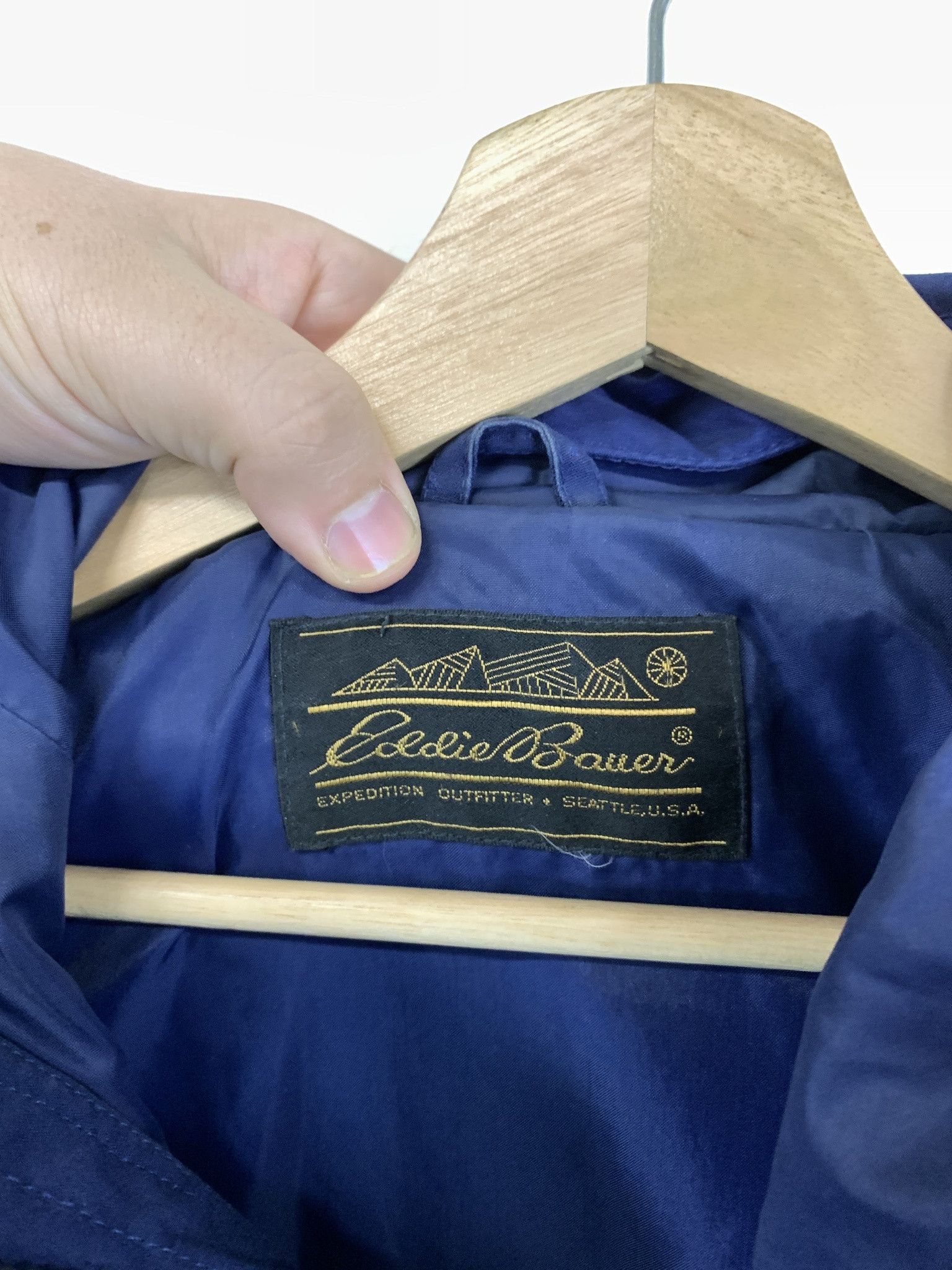 Eddie Bauer × Vintage Vintage 1990s Eddie Bauer Navy Jacket Shell jacket Size XL Size US XL / EU 56 / 4 - 2 Thumbnail