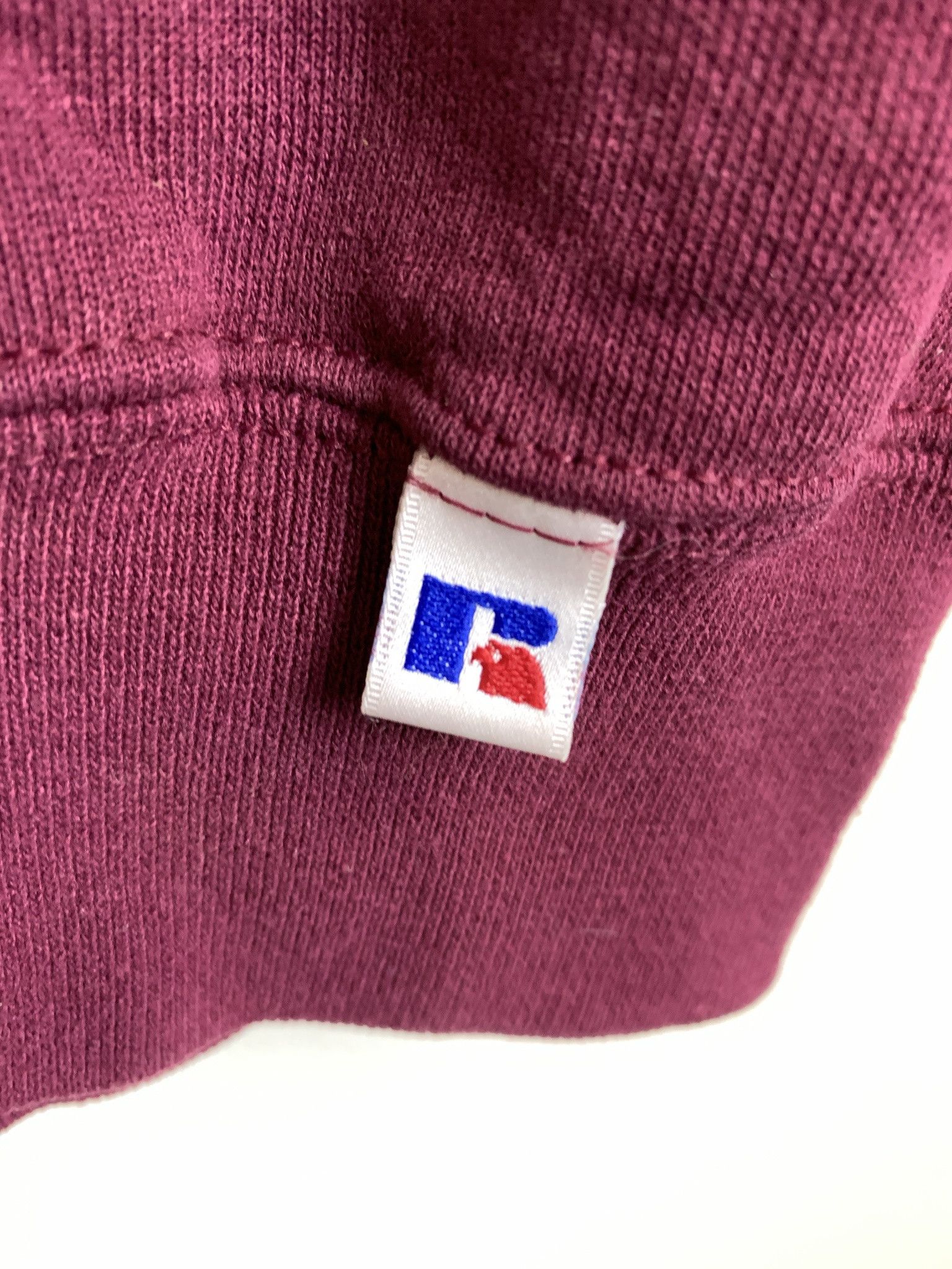Vintage Vintage Crewneck Maroon Russel Athletic Blank Pullover Size M Size US M / EU 48-50 / 2 - 3 Thumbnail