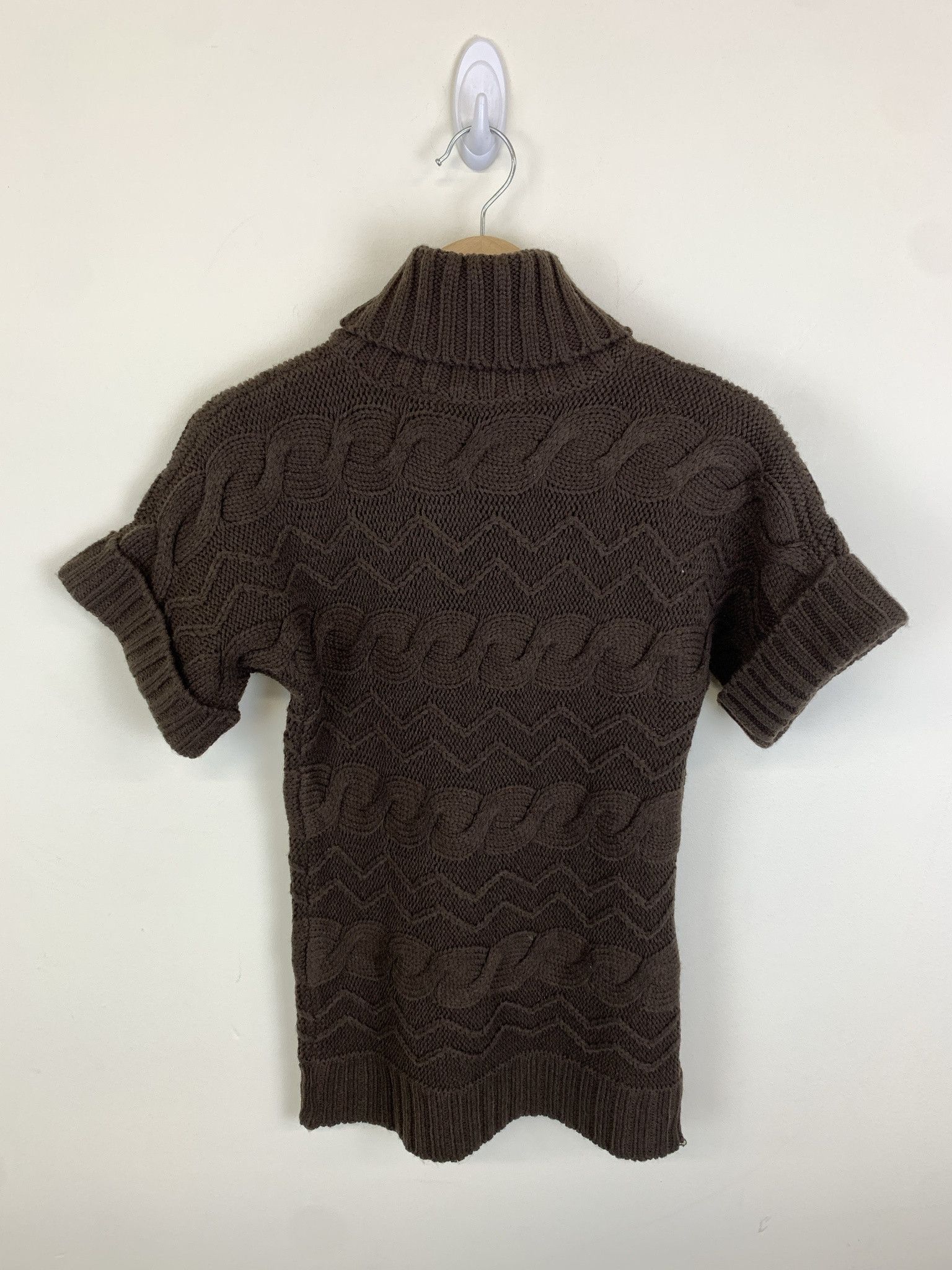 Vintage Vintage Brown Turtleneck Shortsleeve Cableknit Sweater Size M Size US M / EU 48-50 / 2 - 4 Thumbnail