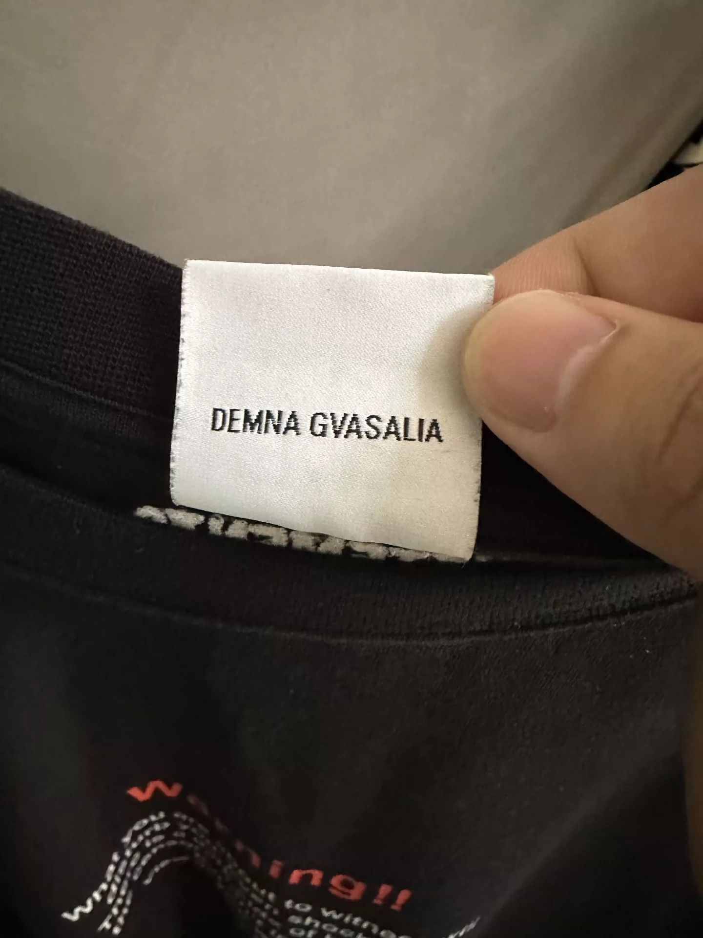 Vetements vetements warning short sleeved -DMC Size US L / EU 52-54 / 3 - 5 Thumbnail