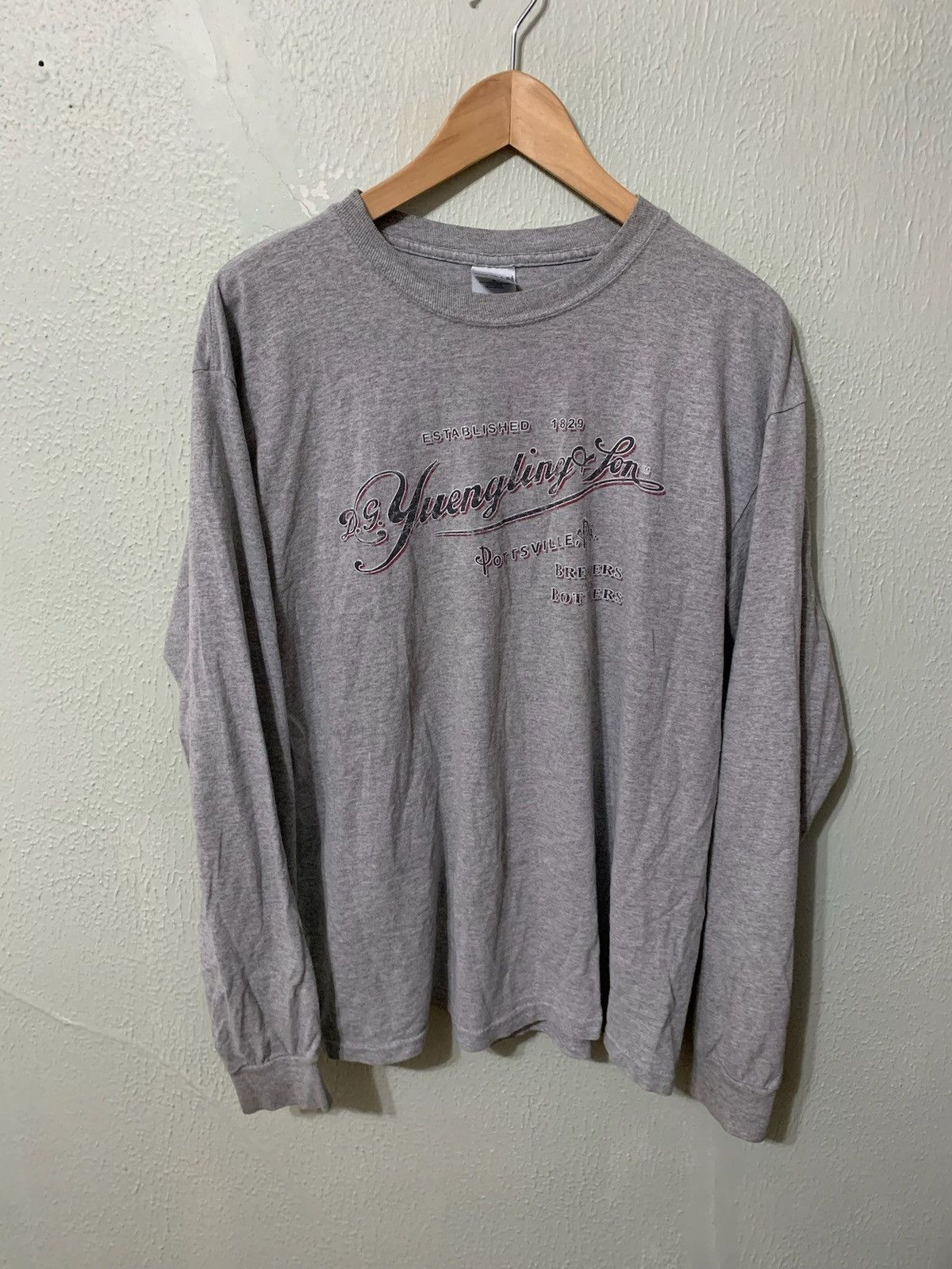 Vintage Vintage Yuengling Americas Oldest Brewery Longsleeve Size US L / EU 52-54 / 3 - 2 Thumbnail