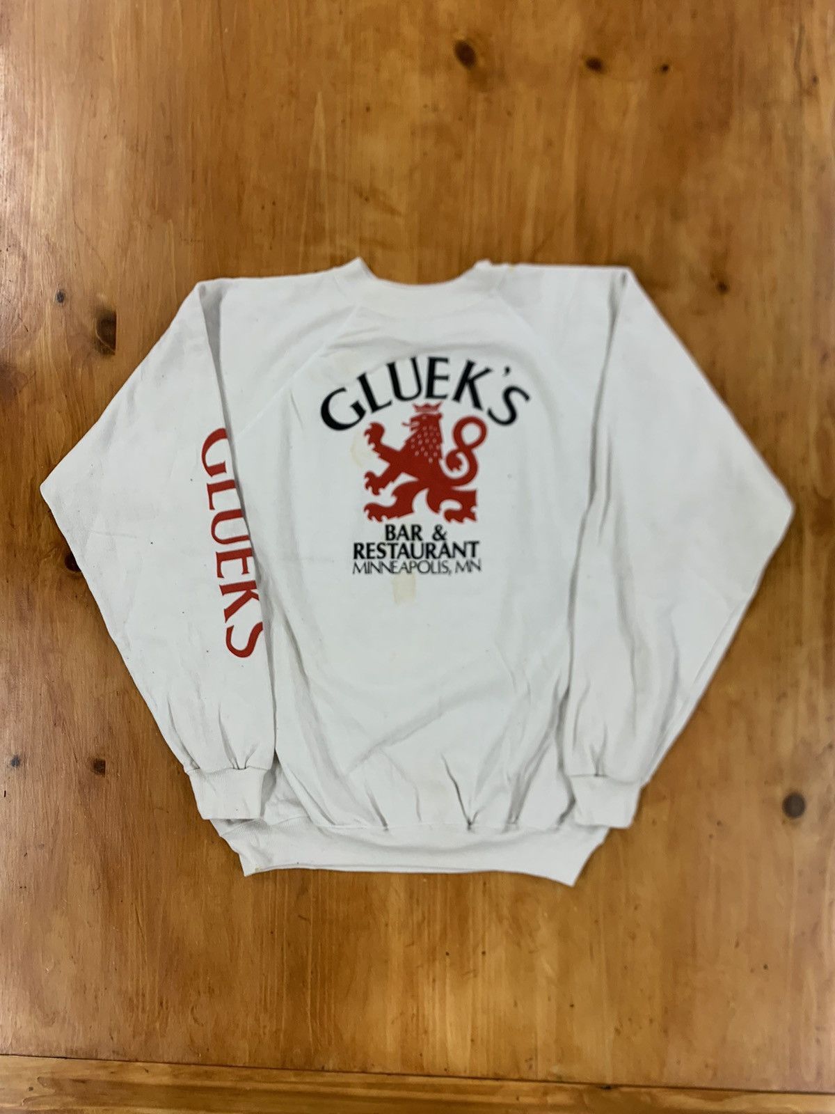 Vintage Vintage Crewneck 1980s Glueks Bar Minneapolis Crewneck Size US XL / EU 56 / 4 - 4 Thumbnail
