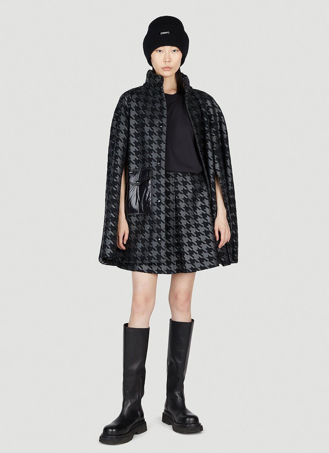 Moncler Houndstooth Mini Skirt Size 27" / US 4 / IT 40 - 2 Thumbnail