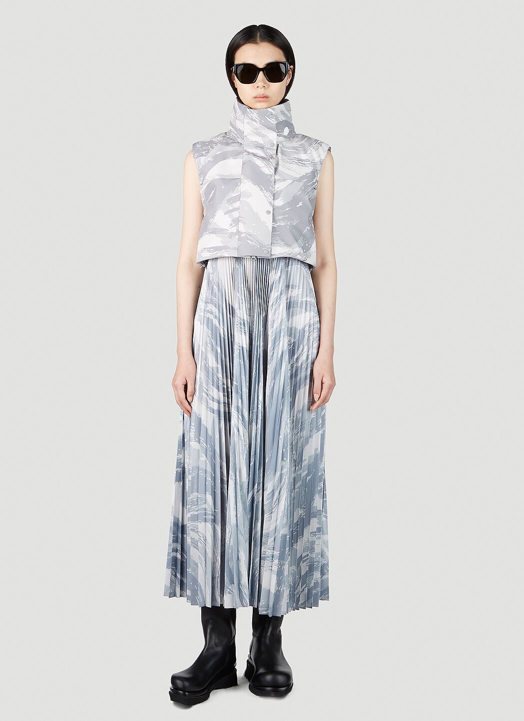Moncler Pleated Dress Size S / US 4 / IT 40 - 2 Thumbnail