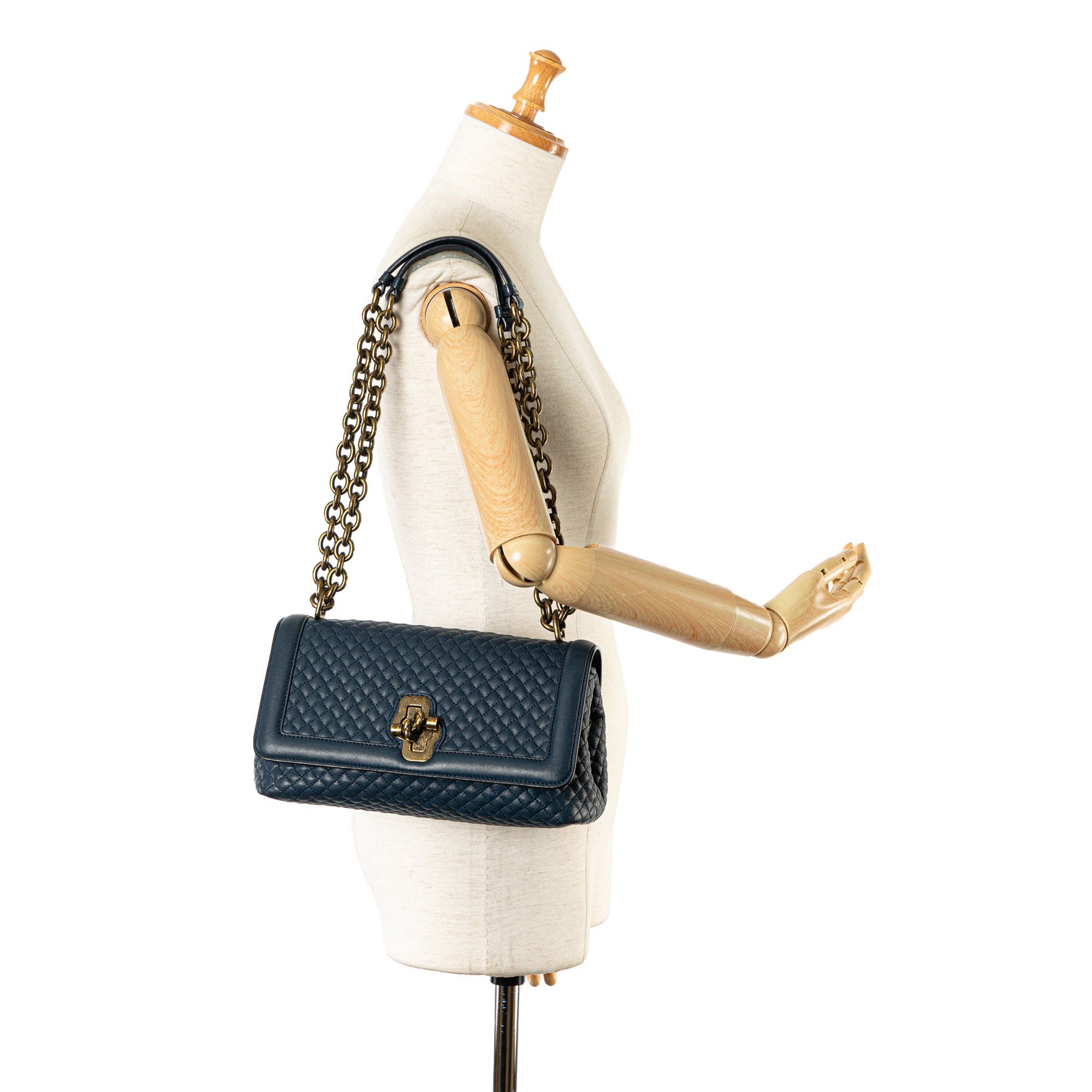Bottega Veneta Bottega Veneta Quilted Leather Olimpia Knot Shoulder Bag Size ONE SIZE - 20 Thumbnail