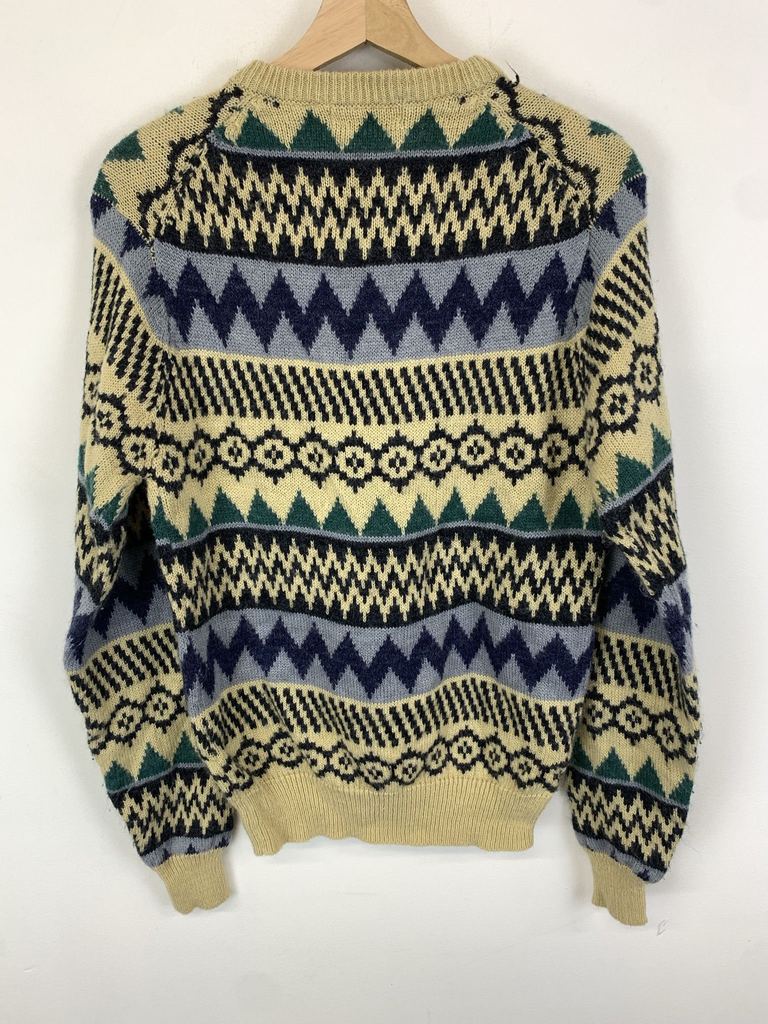 Vintage Vintage 1990s Striped Knit Sweater 90s patterned knit Size US L / EU 52-54 / 3 - 3 Thumbnail