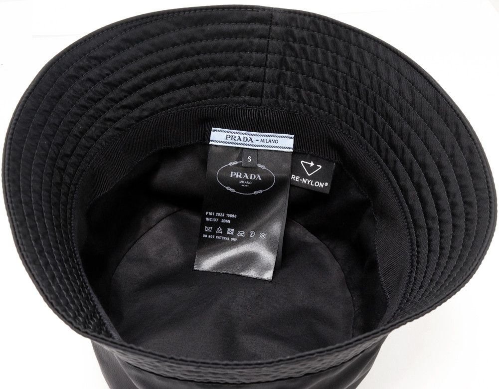 PRADA｜PEDORAS (1HC137 2DMI F0002) Prada Prada Re-Nylon Bucket Hat Black 1HC137 2DMI F0002