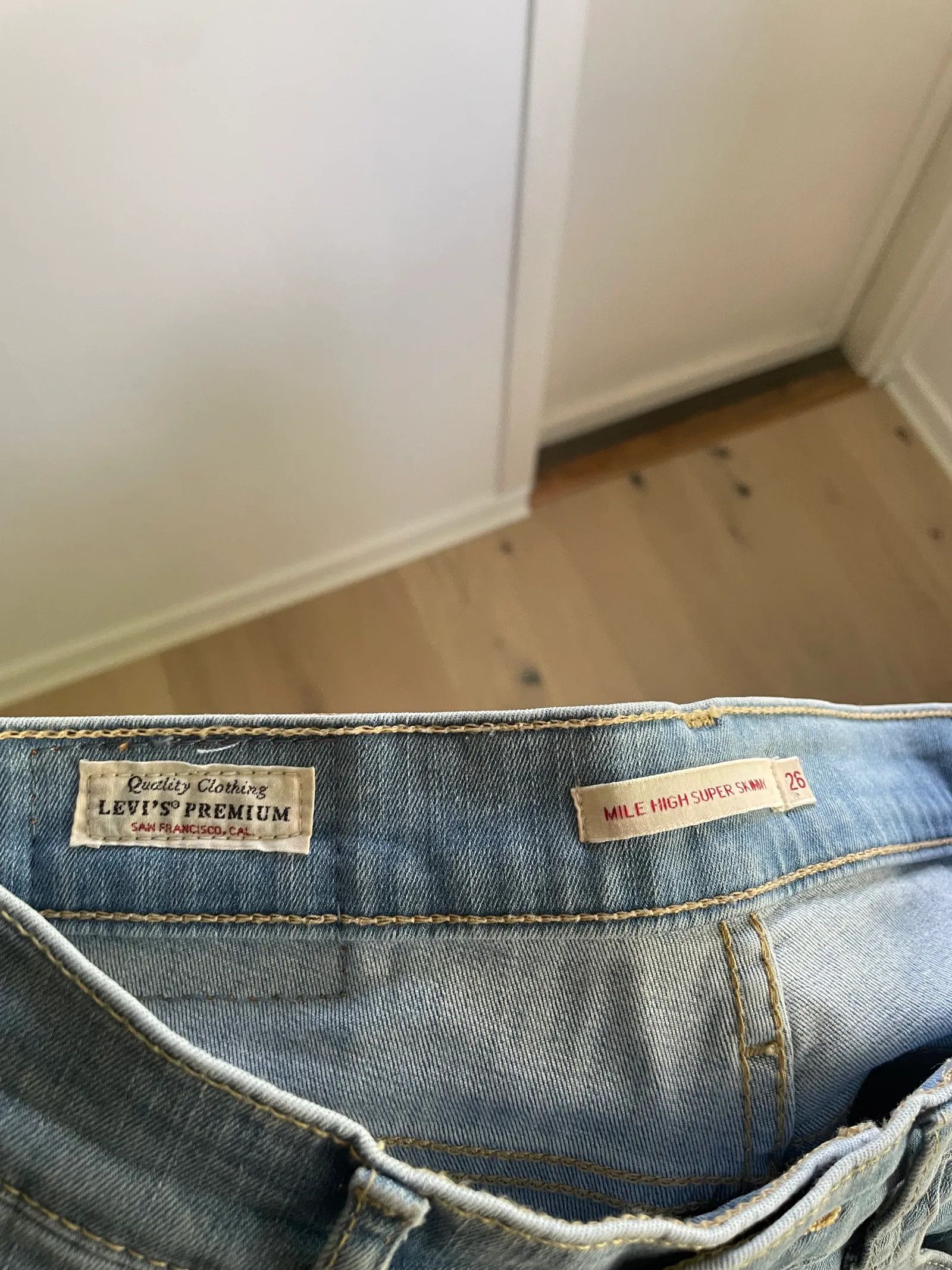 Levi's Levi's Jeans Size 26" / US 2 / IT 38 - 2 Thumbnail