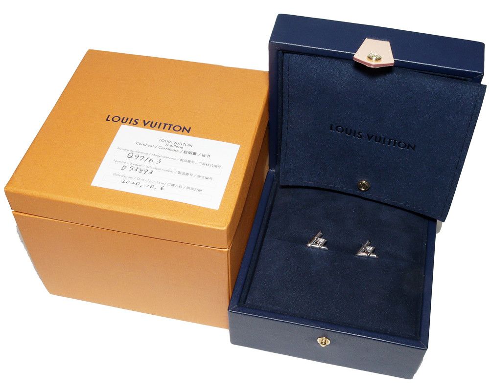 Louis Vuitton Louis Vuitton Louis Vuitton LV Volt One Au750 White Gold Cufflinks Metal Cufflinks Q97163 Size ONE SIZE - 3 Thumbnail