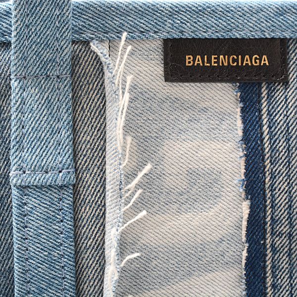 Balenciaga Balenciaga Balenciaga Denim Tote Bag Barbes 671409 Denim Tote Bag 671409 in Great Condition Size ONE SIZE - 8 Thumbnail