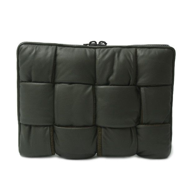 Bottega Veneta Bottega Veneta Bottega Veneta Lambskin Intrecciato Folded Clutch Bag 641039 Leather Clutch Bag 641039 in Great Condition Size ONE SIZE - 2 Thumbnail
