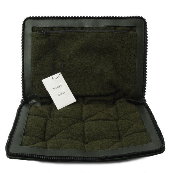Bottega Veneta Bottega Veneta Bottega Veneta Lambskin Intrecciato Folded Clutch Bag 641039 Leather Clutch Bag 641039 in Great Condition Size ONE SIZE - 4 Thumbnail