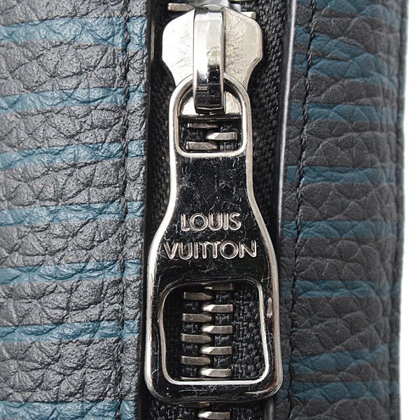 Louis Vuitton Louis Vuitton Louis Vuitton Monogram Eclipse Volga On Strap Shoulder Bag M69688 Canvas Crossbody Bag M69688 in Great Condition Size ONE SIZE - 8 Thumbnail