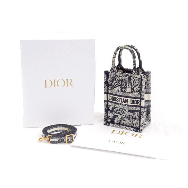 Dior Dior Christian Dior Book Tote Vertical Mini Canvas Bag Canvas Shoulder Bag S5555CRGO in Great Condition Size ONE SIZE - 10 Thumbnail