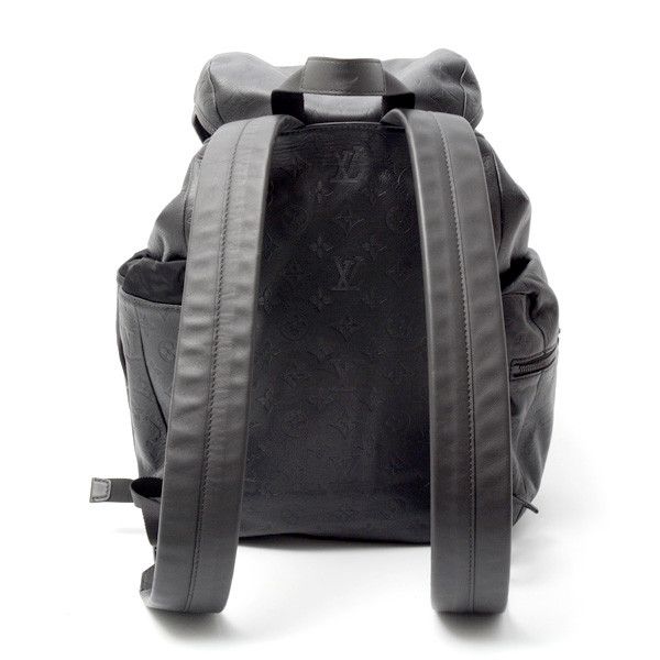 Louis Vuitton Louis Vuitton Louis Vuitton Monogram Shadow Discovery Backpack M43680 Others Backpack M43680 in Great Condition Size ONE SIZE - 2 Thumbnail