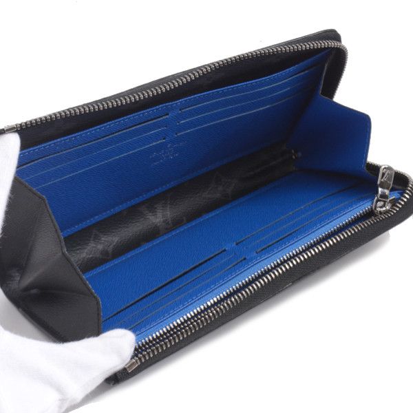 Louis Vuitton Louis Vuitton Louis Vuitton Monogram Eclipse Long Wallet M80994 Canvas Long Wallet M80994 in Great Condition Size ONE SIZE - 4 Thumbnail