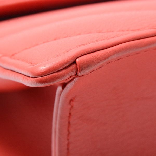 Chanel Chanel Chanel Chevron Leather Chain Shoulder Bag Red Leather Crossbody Bag 27******** in Great Condition Size ONE SIZE - 7 Thumbnail